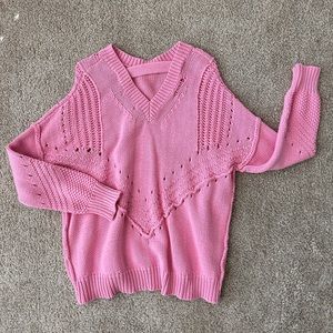 Beautifully detailed pink sweater V neck